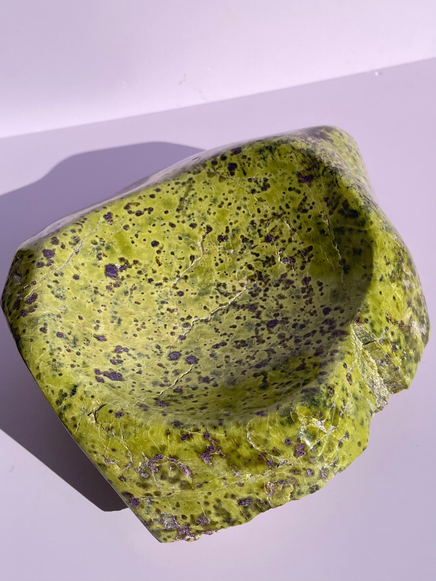 Tasmanian Serpentine & Stichtite bowl