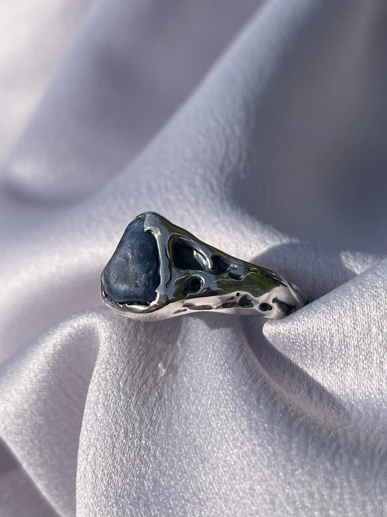 Raw Tasmanian Sapphire sterling silver ring