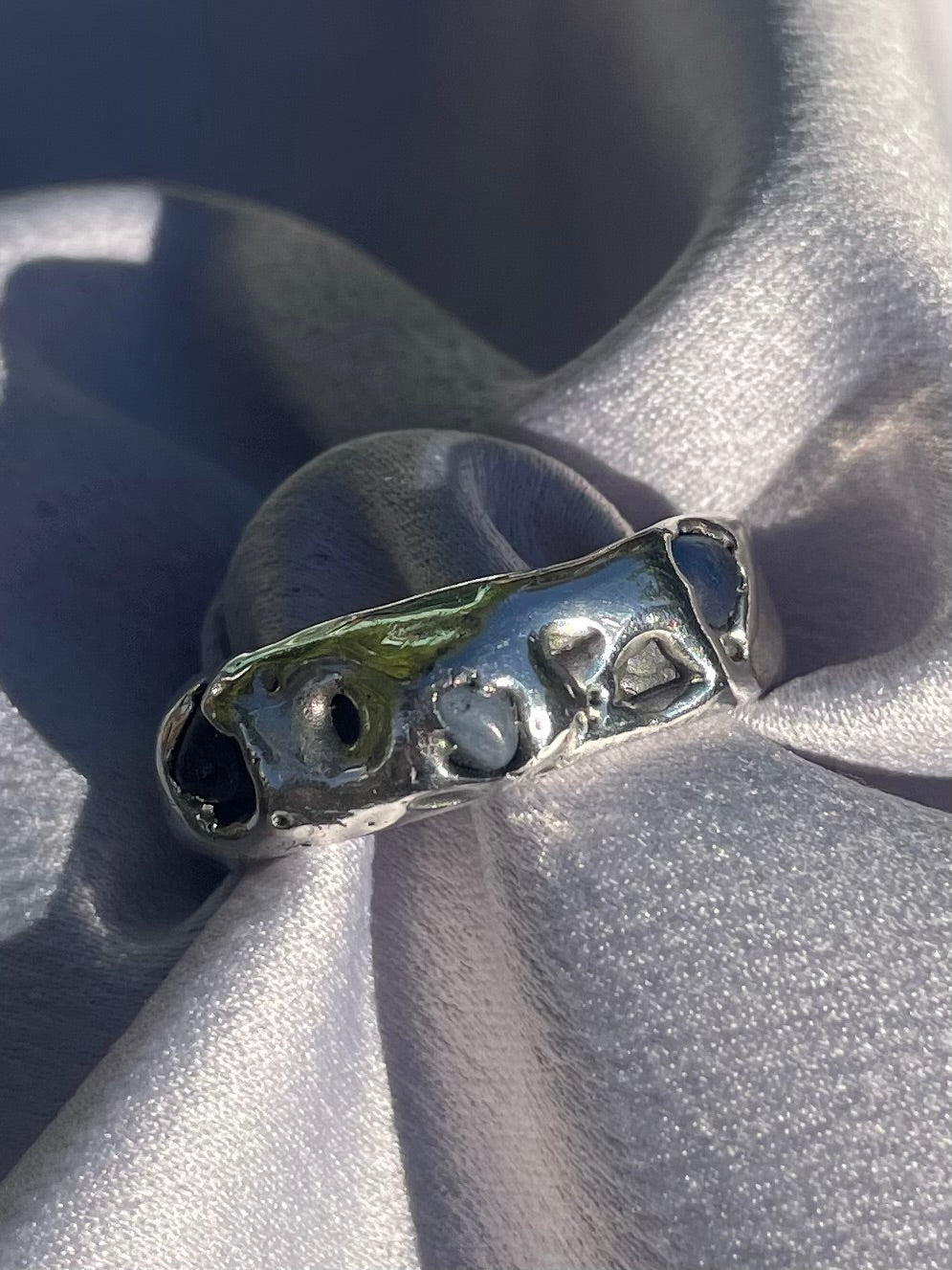 Raw Tasmanian Sapphire organic sterling silver ring