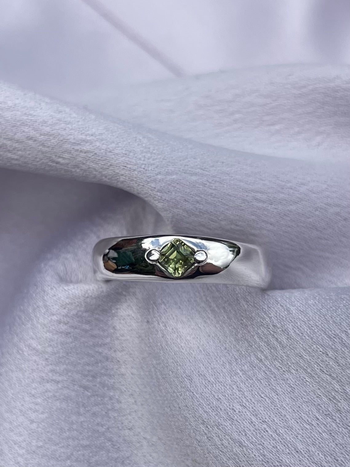 0.35ct Tasmanian Sapphire sterling silver ring