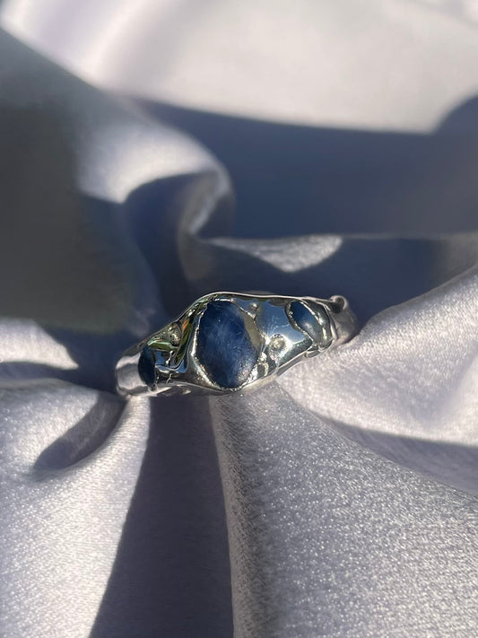 Raw Tasmanian Sapphire organic sterling silver ring