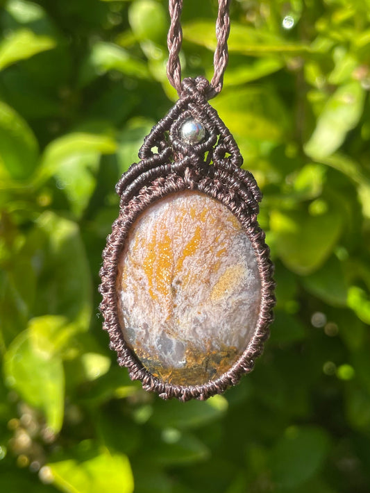 Tasmanian Chalcedony macrame necklace