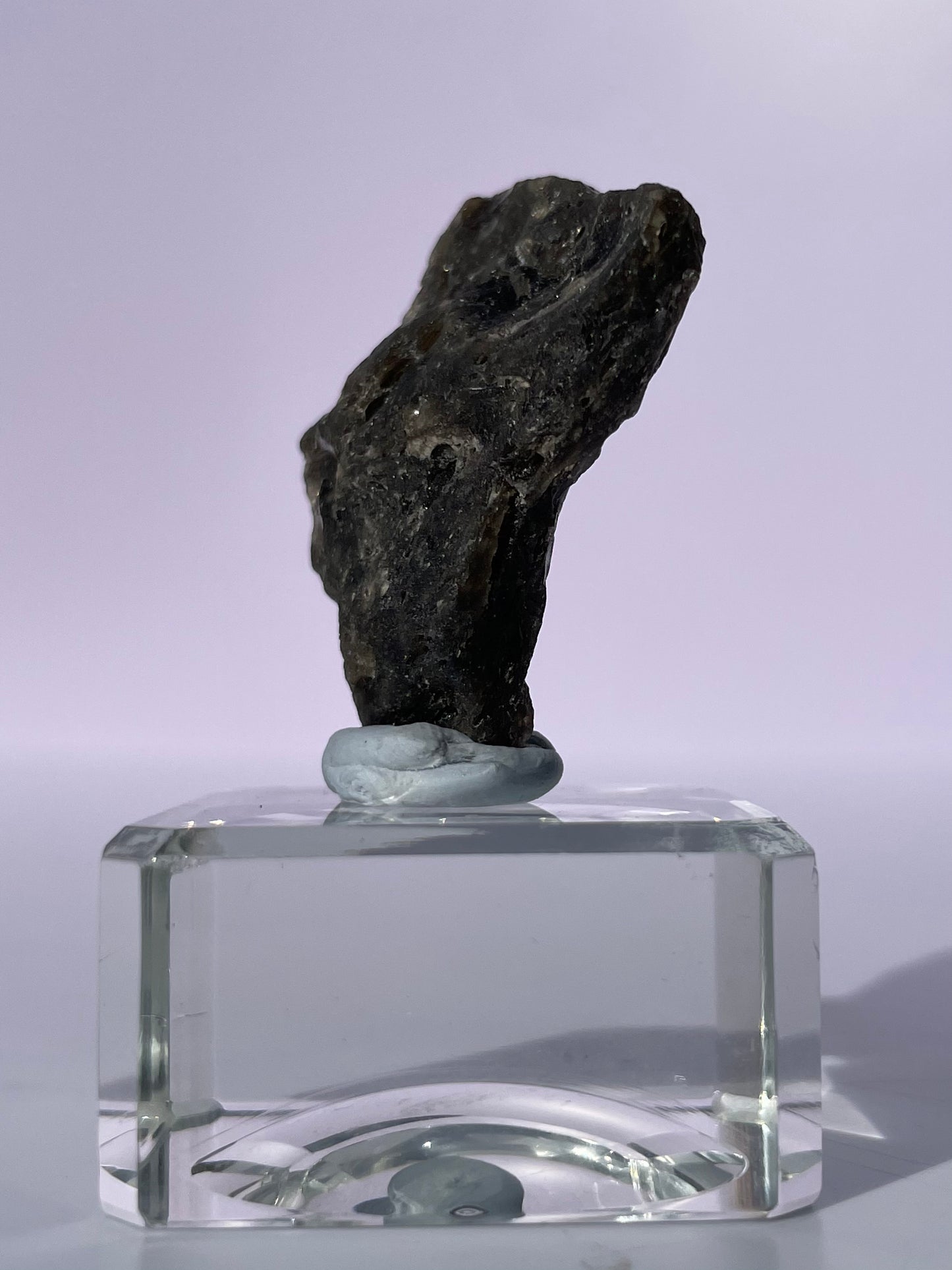 Tasmanian Darwin Glass specimen - 12.5 grams