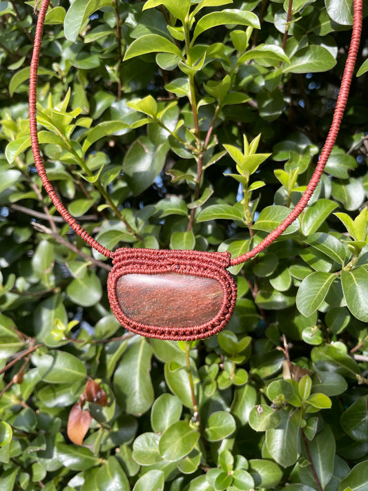 Tasmanian Smokey Chalcedony w/ Hematite inlcusions macrame necklace