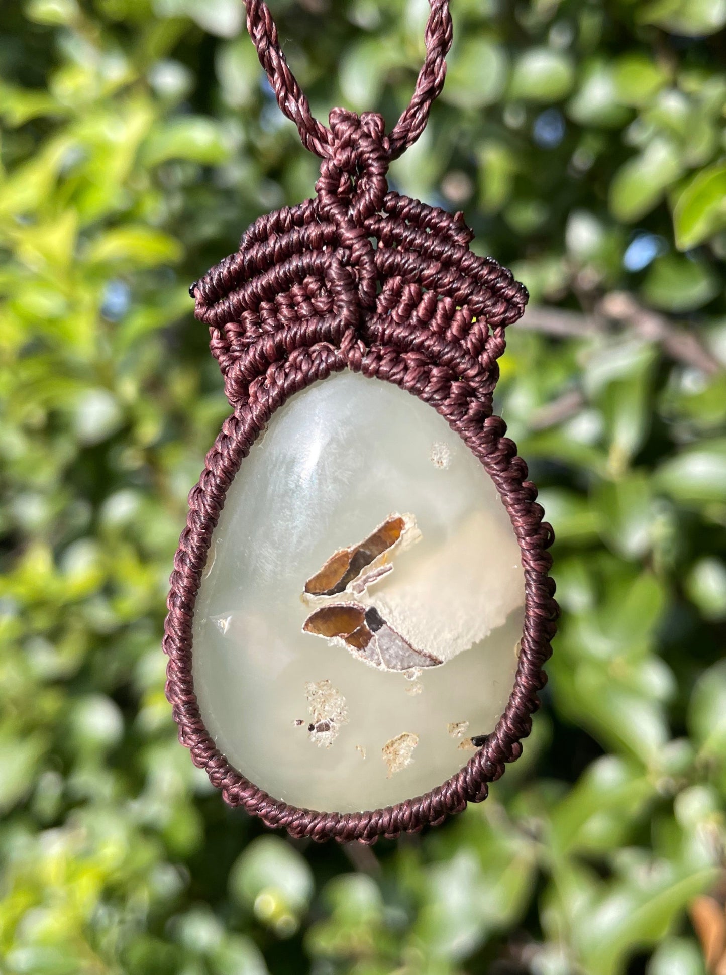 Tasmanian Chalcedony w/ inclusions macrame necklace