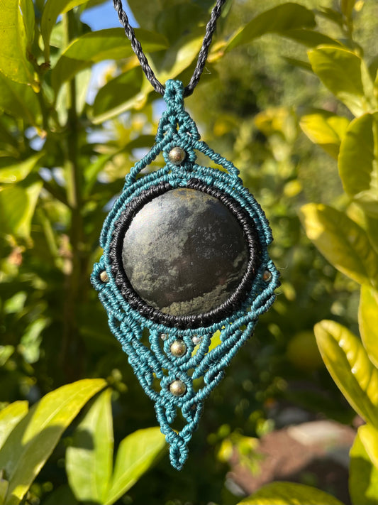 Tasmanian Jade & Black Magnetite macrame necklace