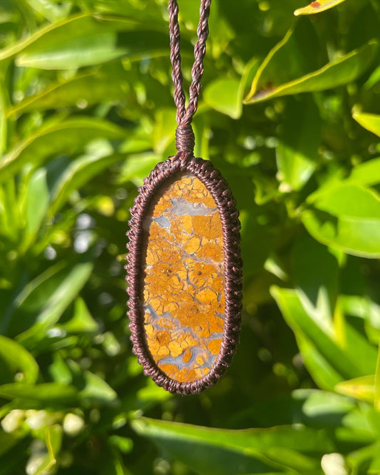 Double sided Tasmanian Brecciated Jasper & Agate macrame necklace