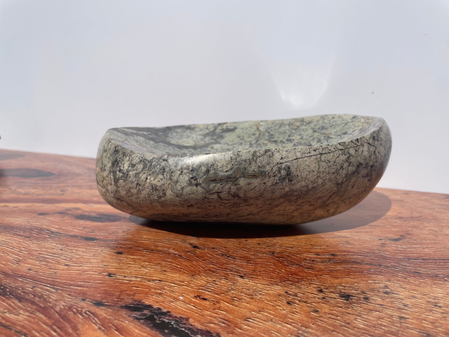 Tasmanian Jade & Black Magnetite bowl