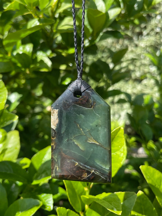 Tasmanian Serpentine Pyroxene necklace