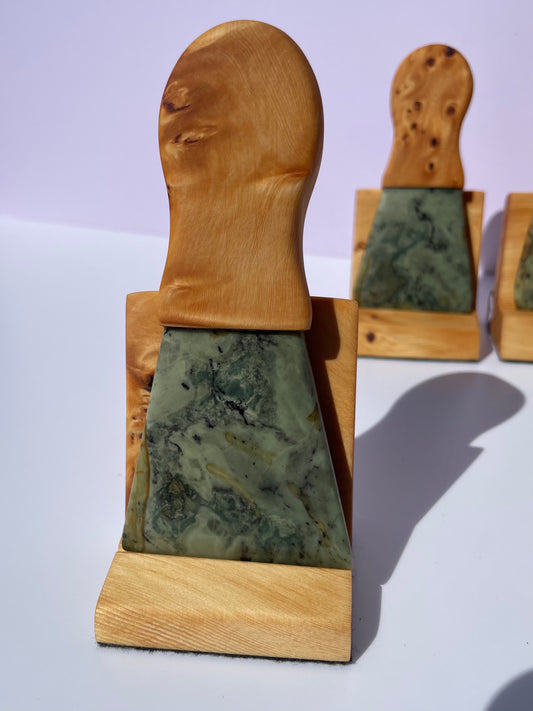 Tasmanian Jade & Black Magnetite cheese blade with Birdseye Huon Pine handle & stand